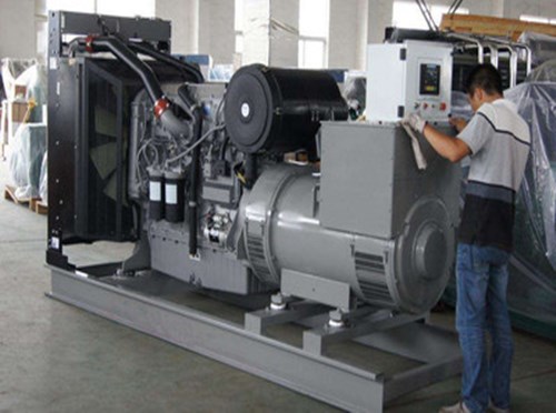 泉山柴油发电机空气滤清器堵塞会对发电机组产生哪些影响？