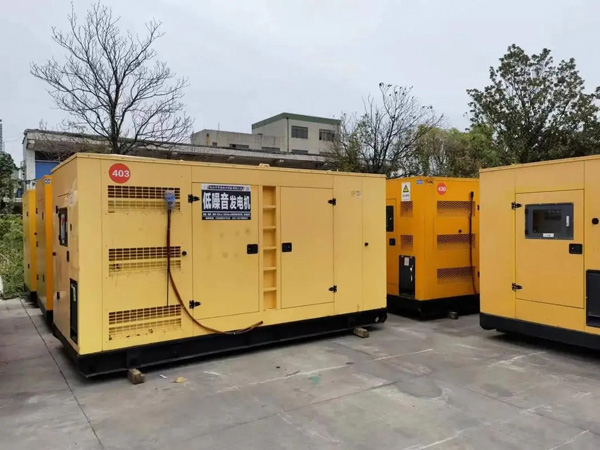 泉山干式空气滤清器和湿式空气滤清器有什么区别？